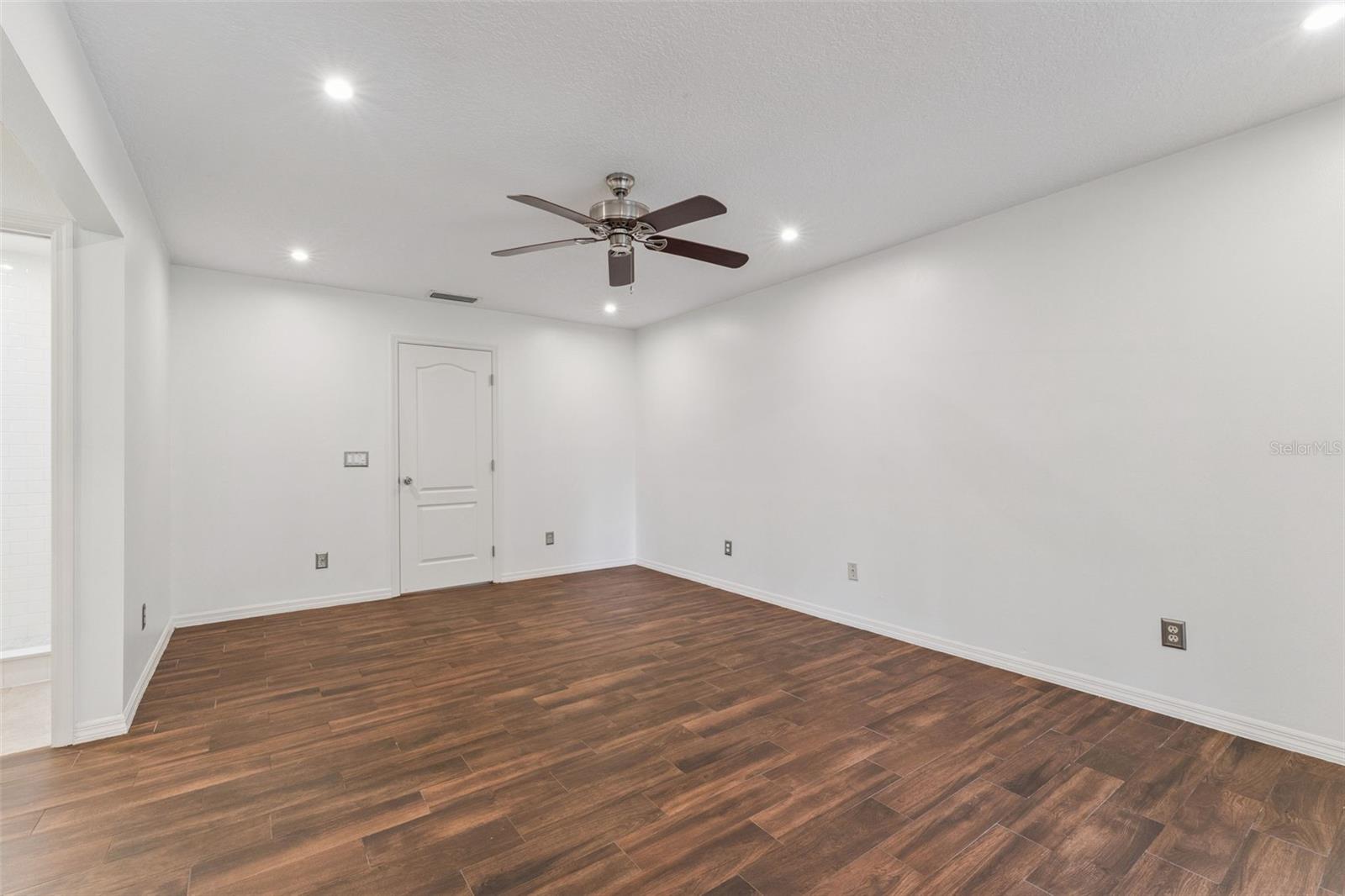 SANLANDO SPGS - Residential