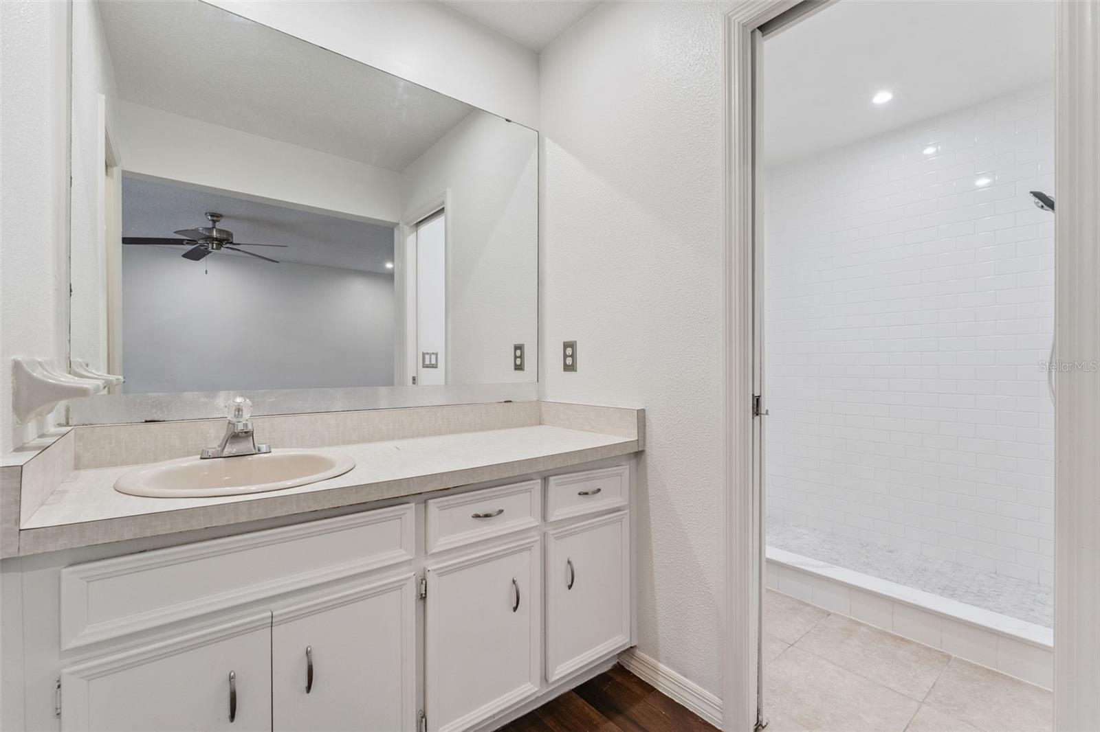 SANLANDO SPGS - Residential