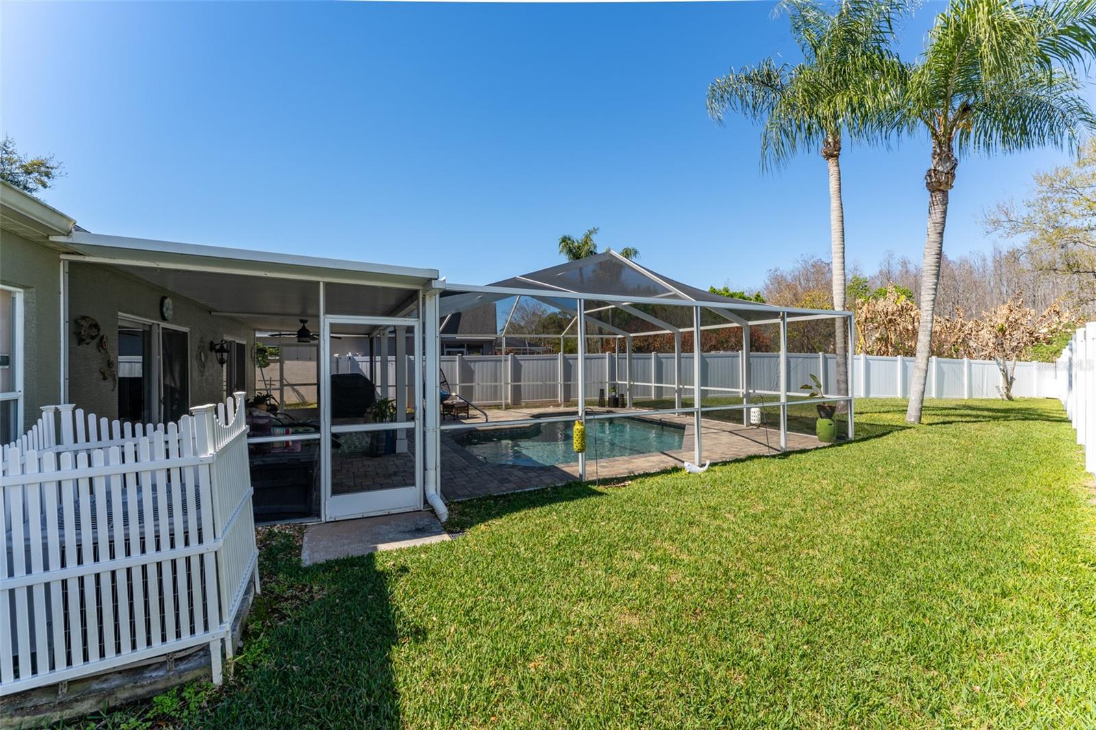 CALUSA TRACE UNIT IX PH II - Residential