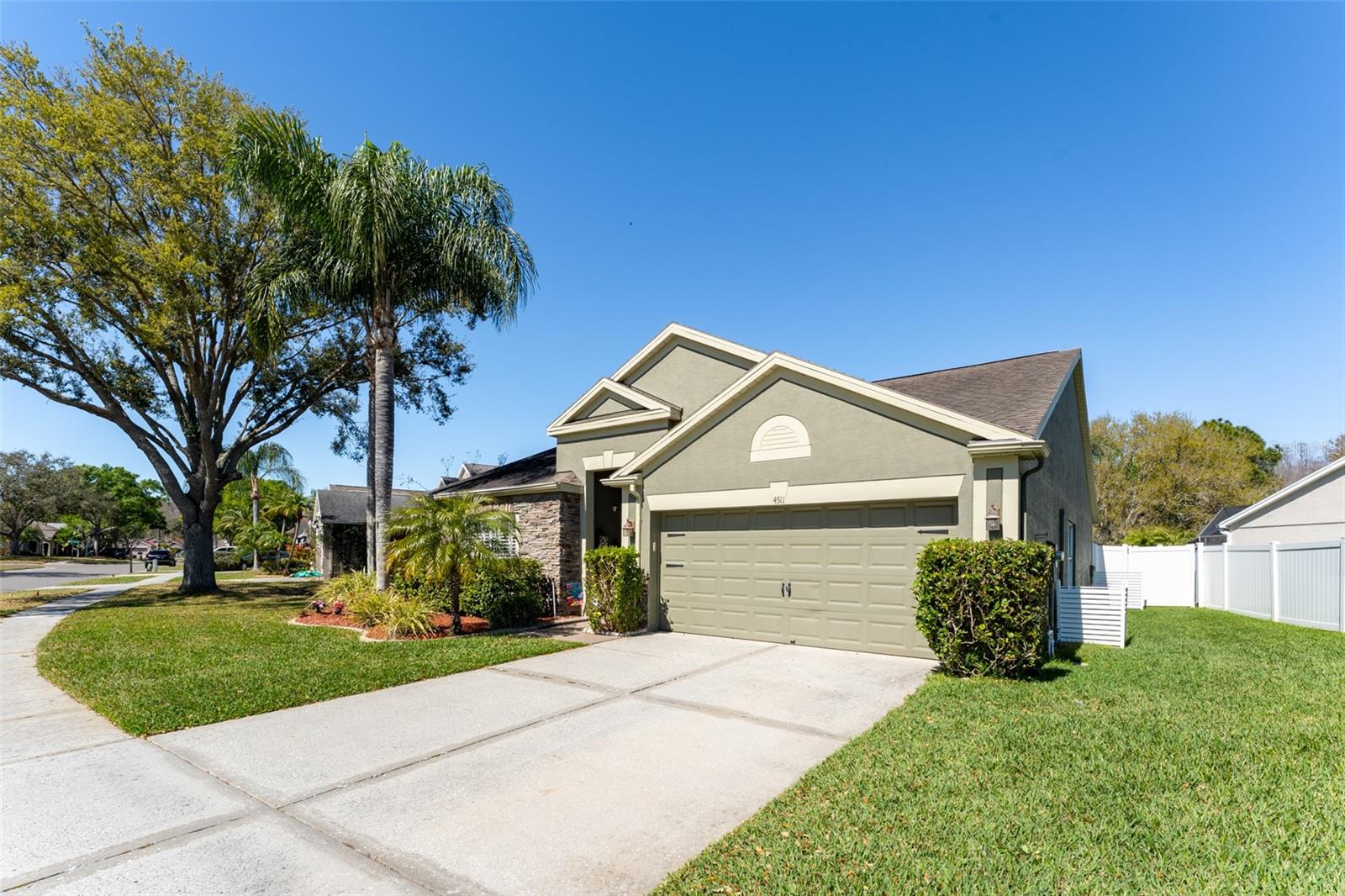 CALUSA TRACE UNIT IX PH II - Residential