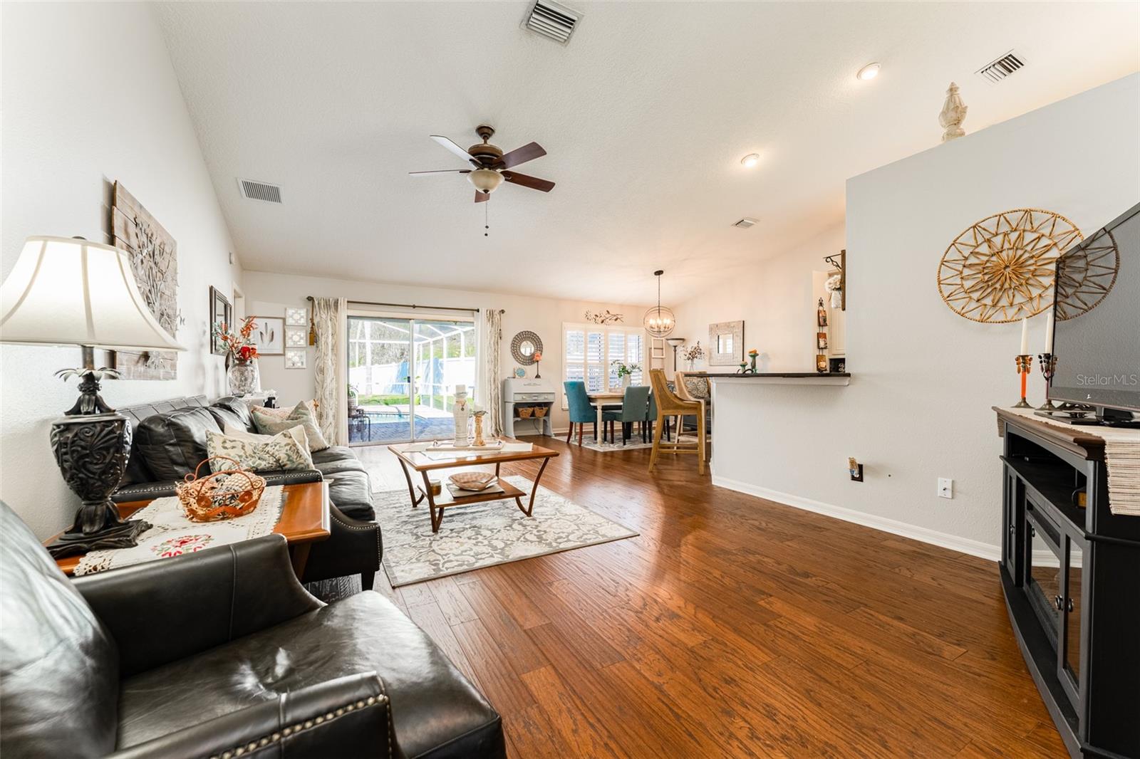 CALUSA TRACE UNIT IX PH II - Residential