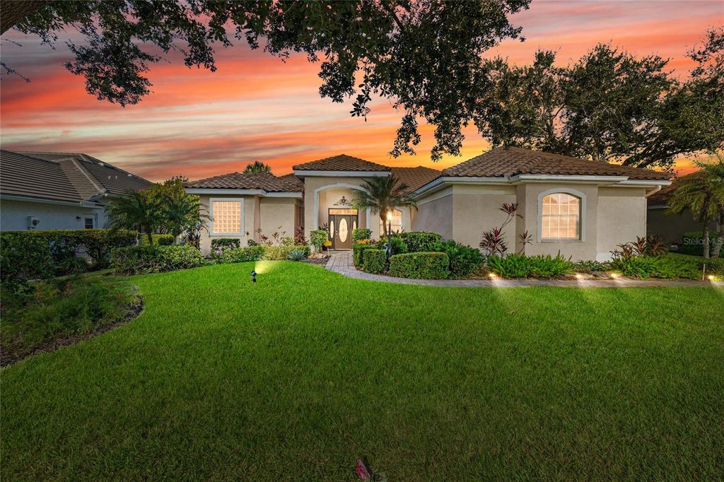 Photo of 462 Fieldstone Drive, Venice, FL 34292 (MLS # N6140652)