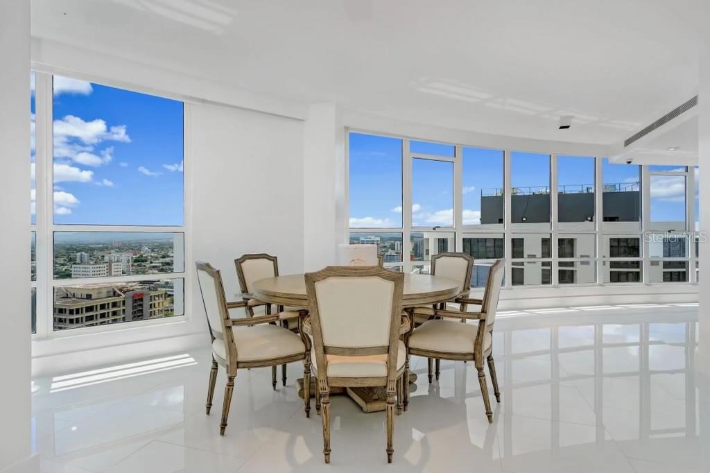 QUANTUM METROCENTER - Residential Lease