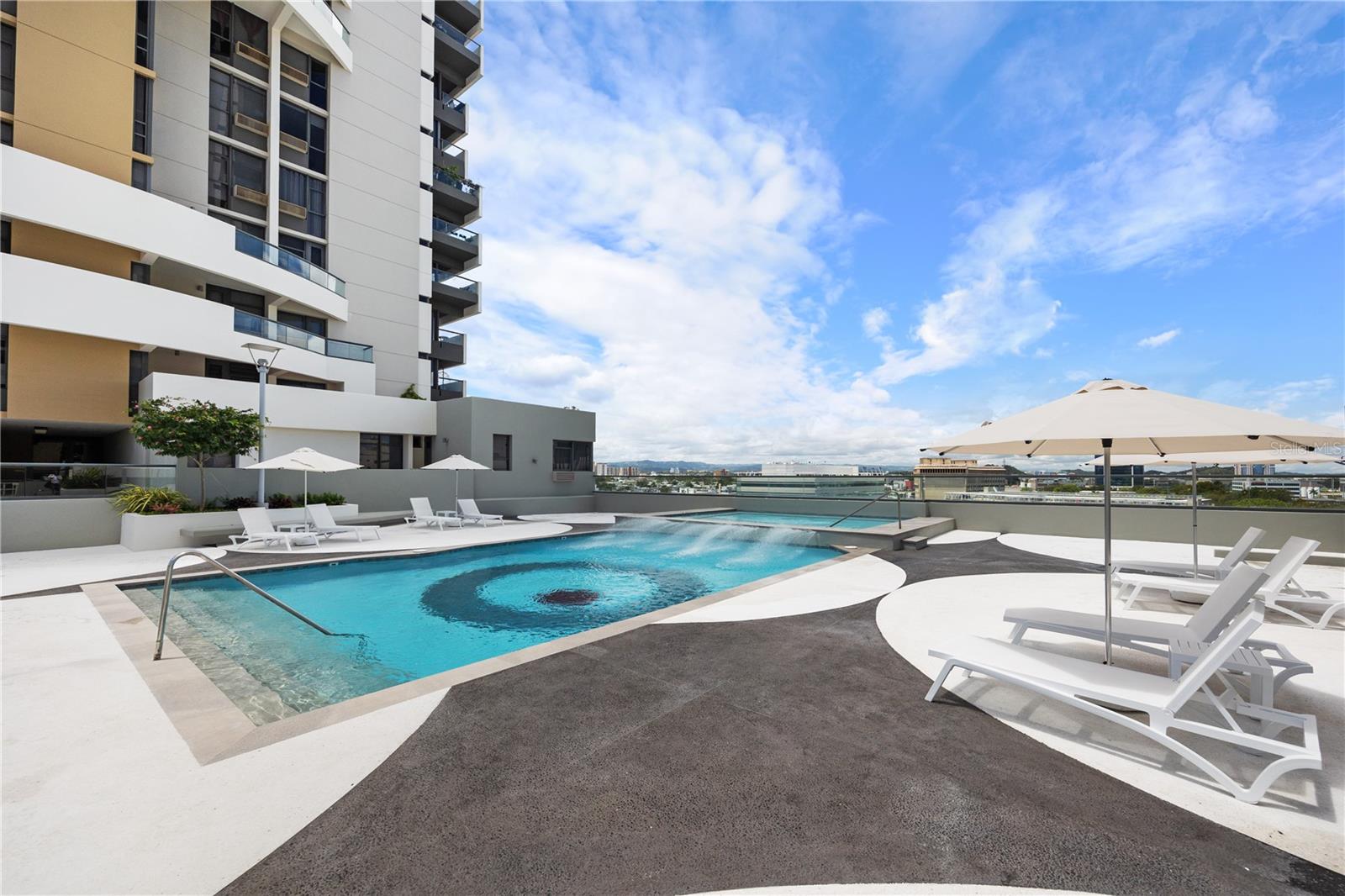 QUANTUM METROCENTER - Residential Lease