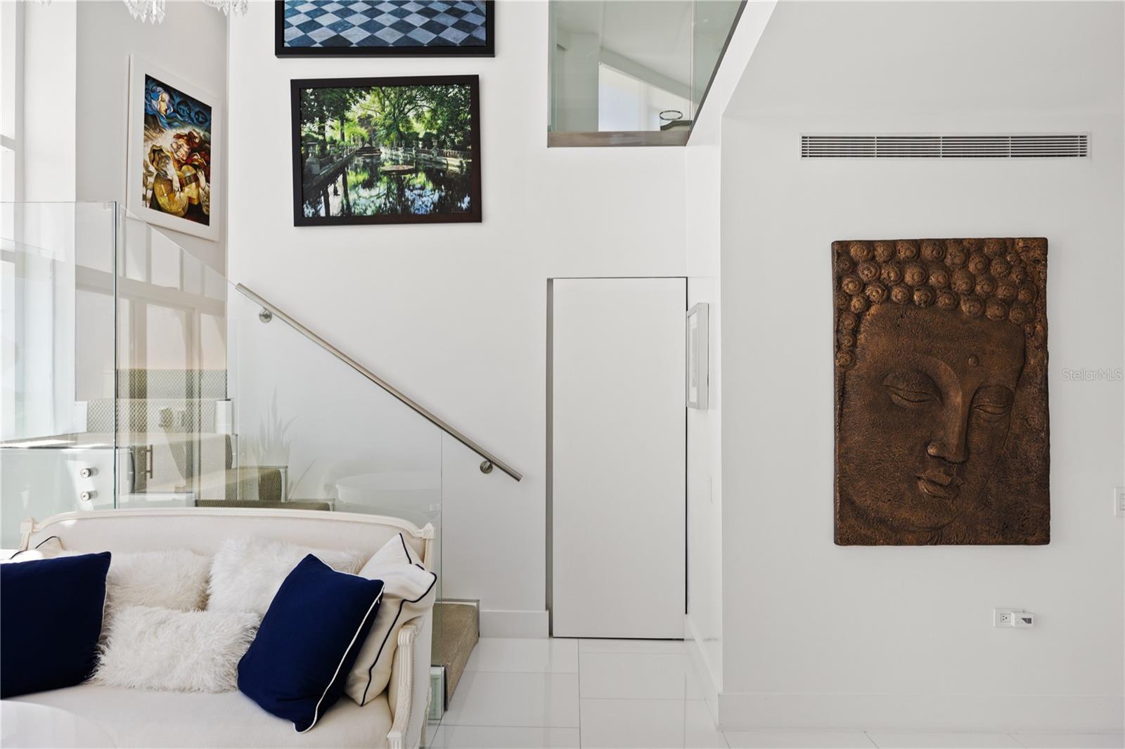 QUANTUM METROCENTER - Residential Lease