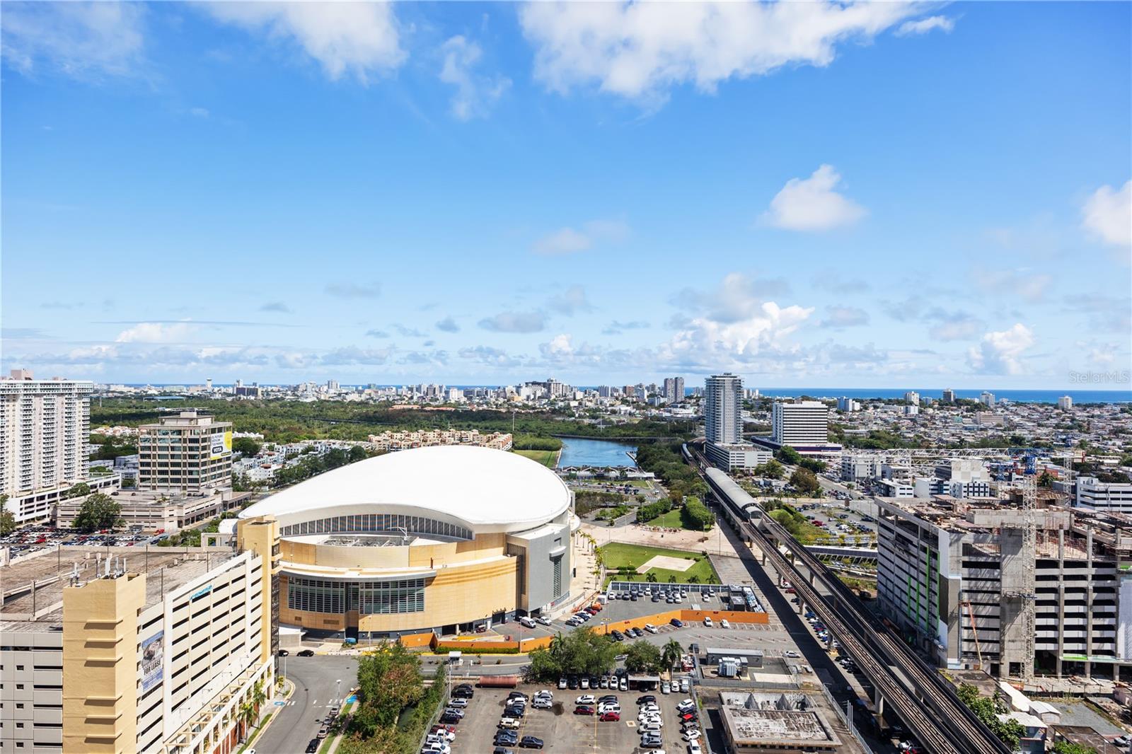 QUANTUM METROCENTER - Residential Lease