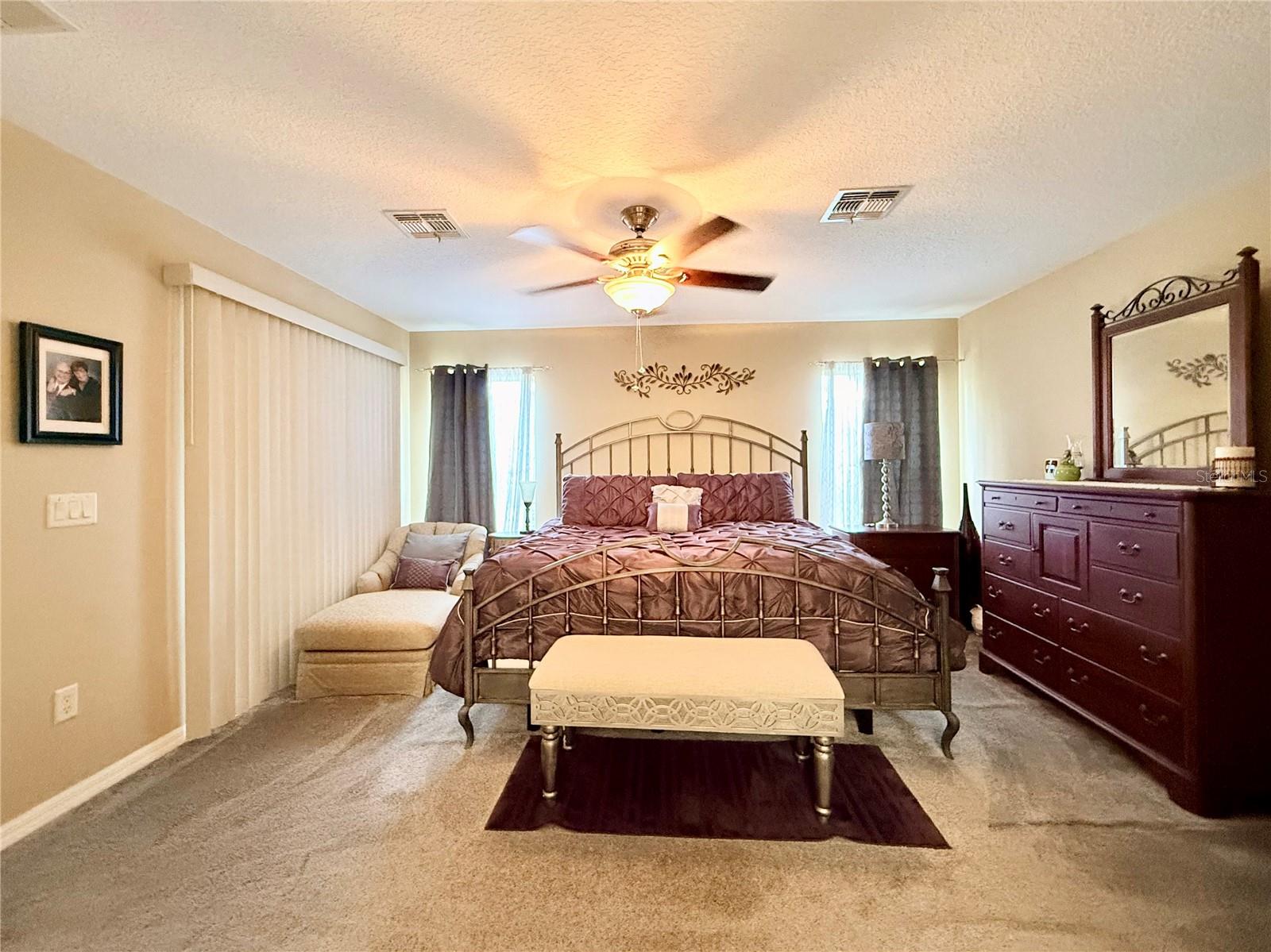 SUMMERGLEN - Residential