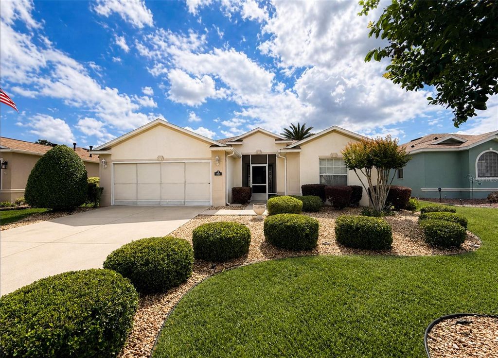 Photo of 1731 SW 157th Place Road, Ocala, FL 34473 (MLS # OM723816)