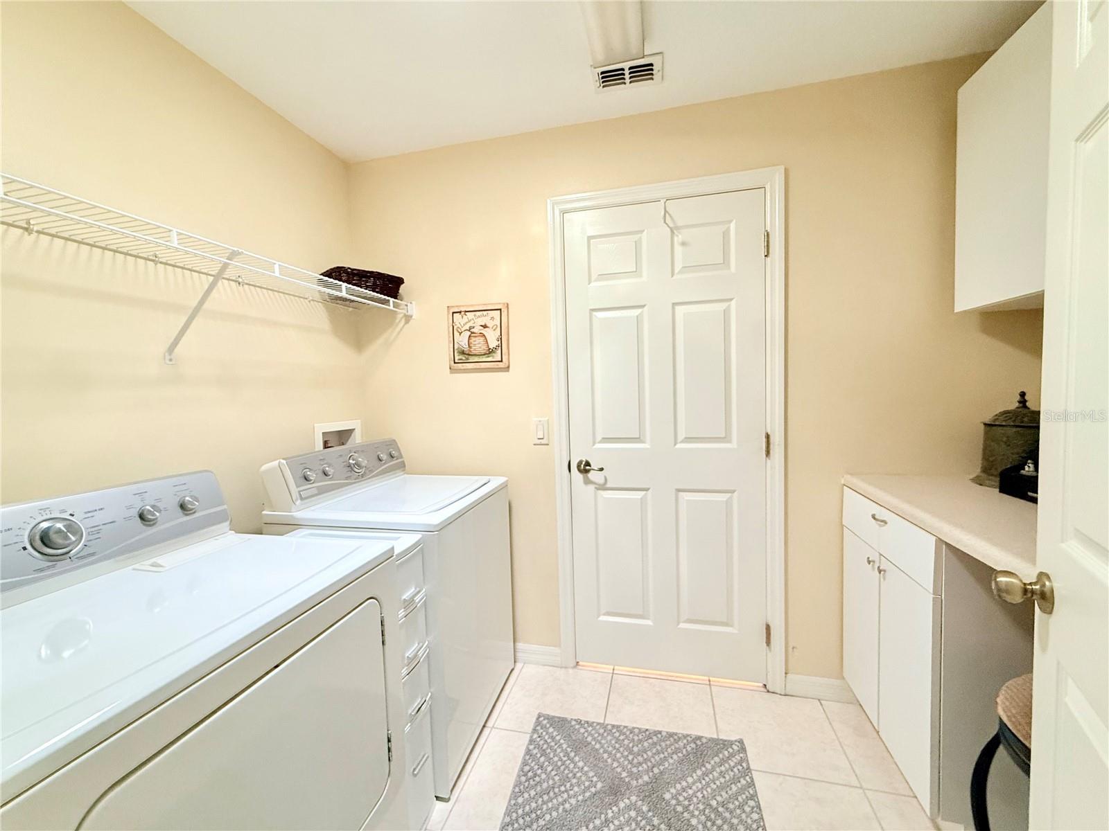 SUMMERGLEN - Residential