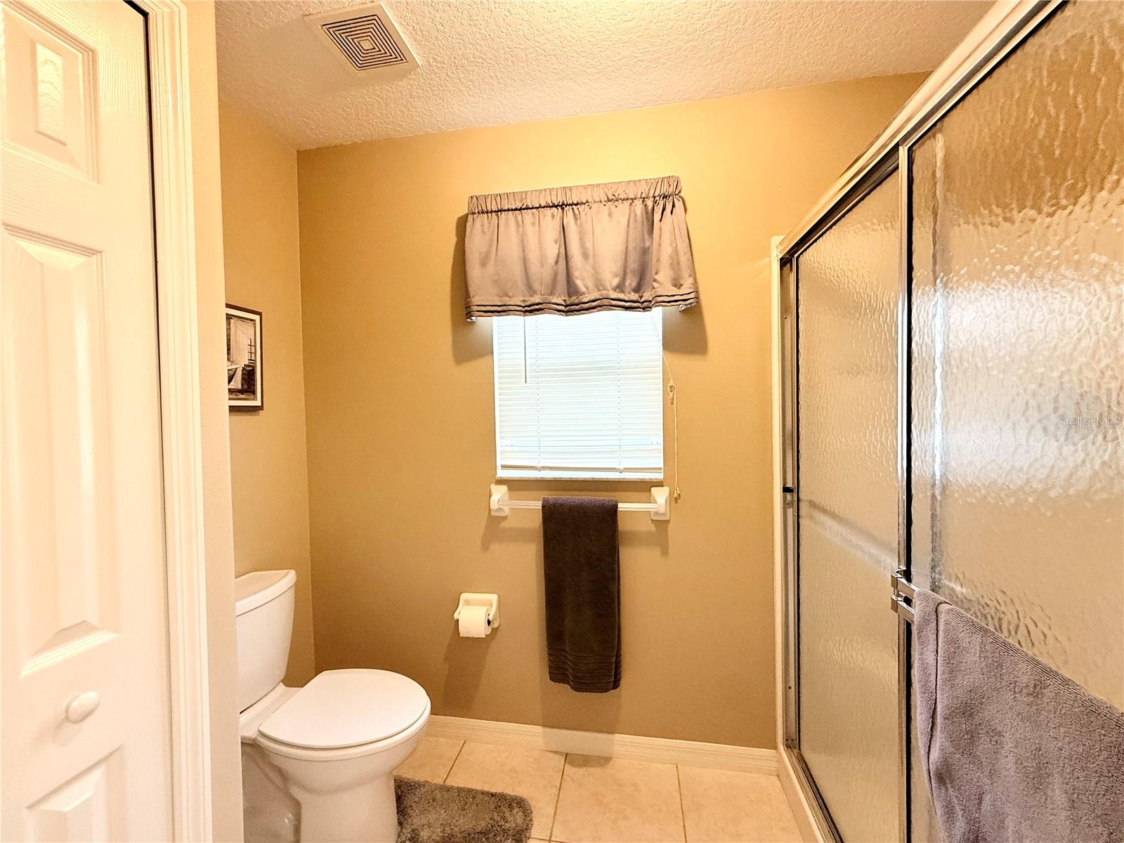 SUMMERGLEN - Residential