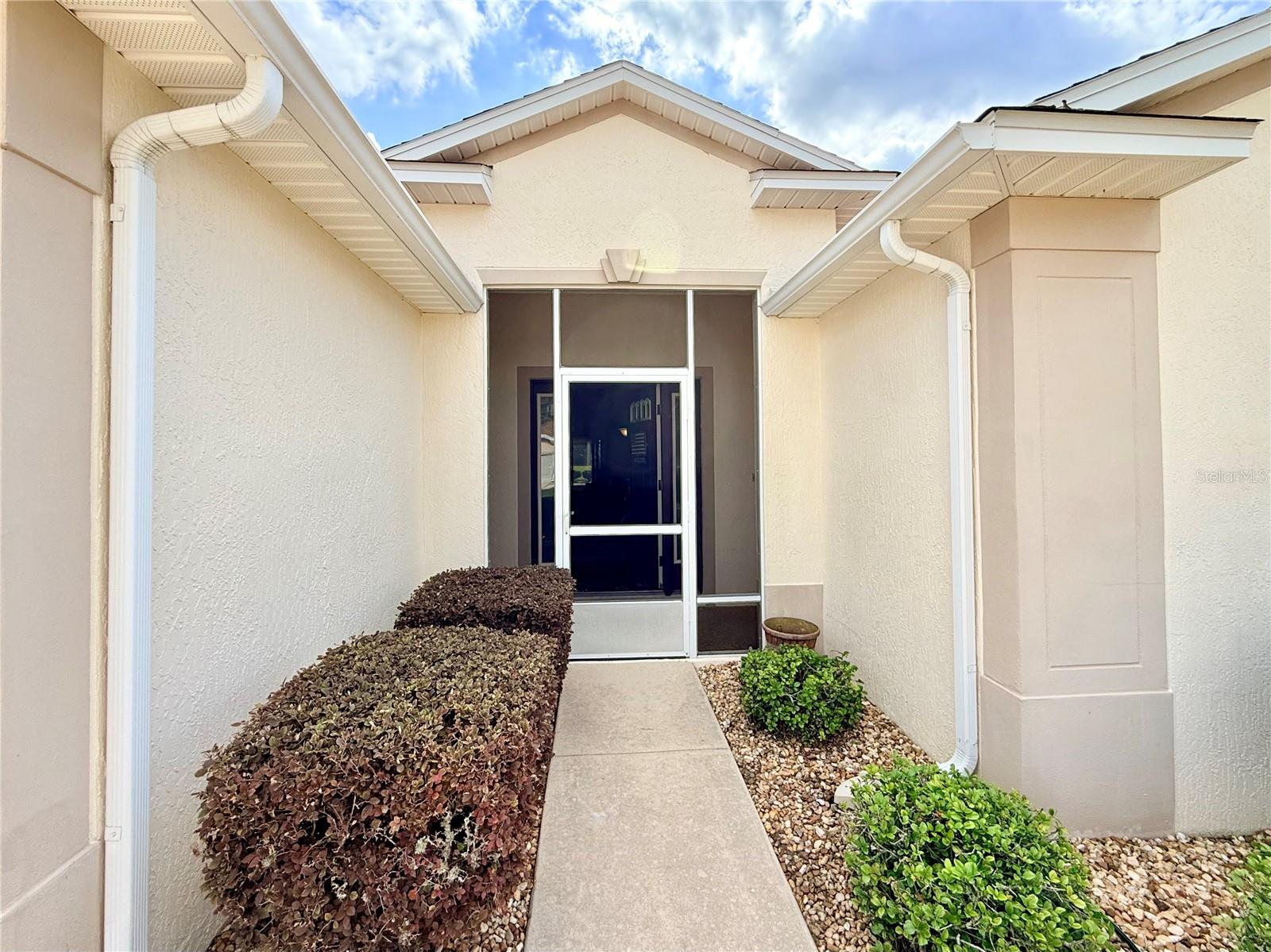 SUMMERGLEN - Residential