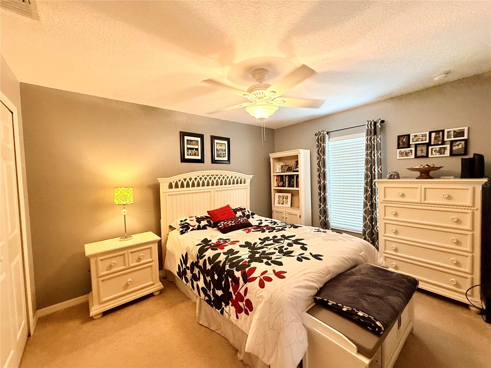 SUMMERGLEN - Residential