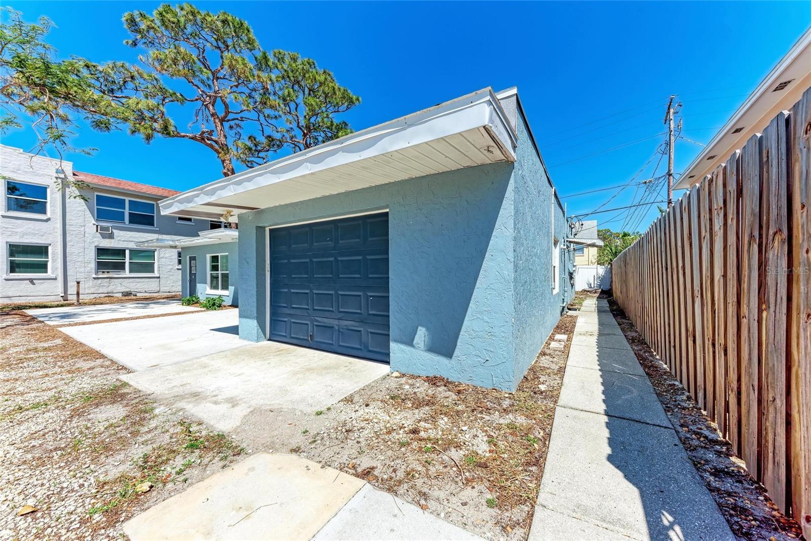VENICE GULF VIEW SEC OF - Residential Income