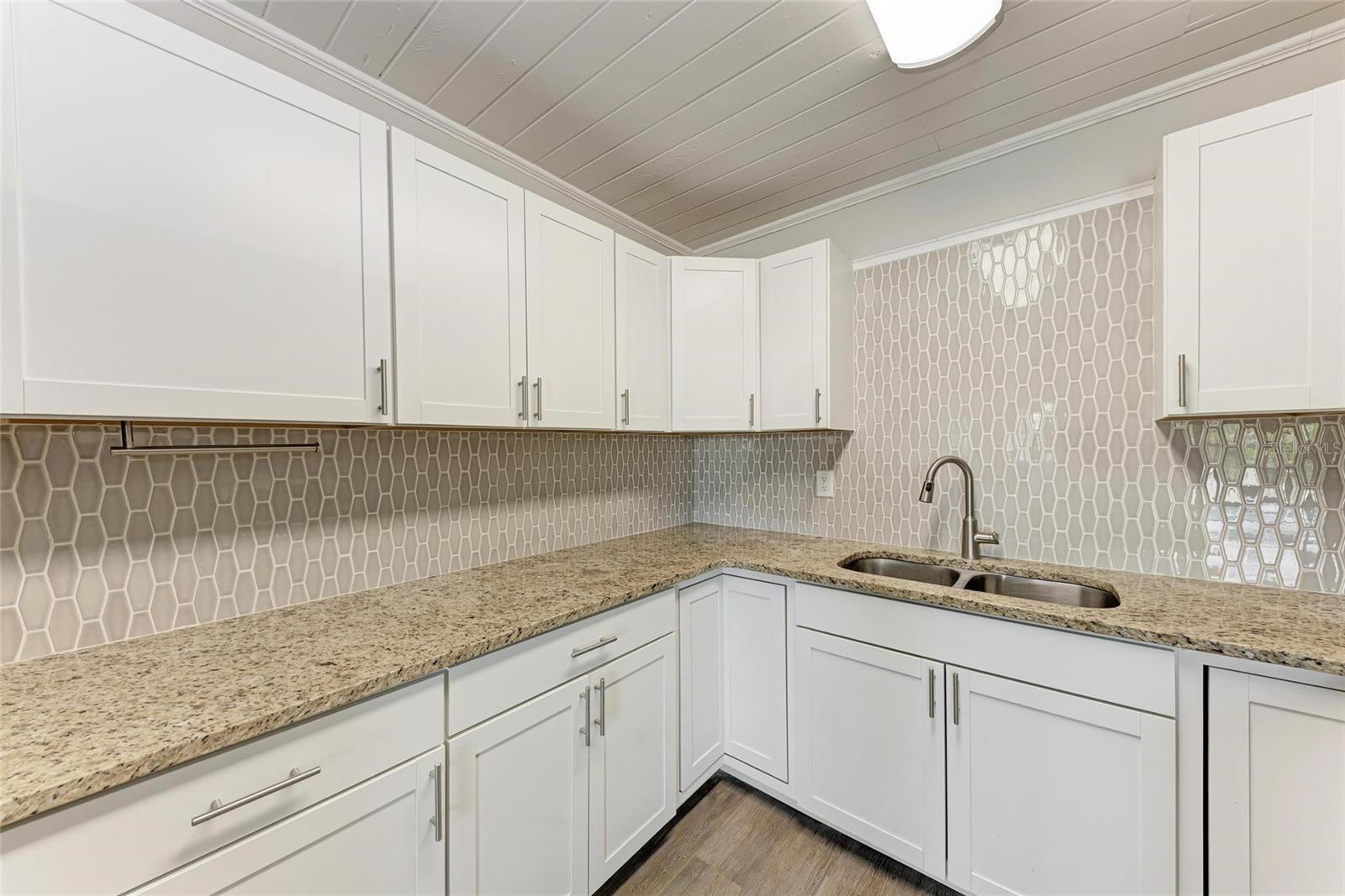 VENICE GULF VIEW SEC OF - Residential Income