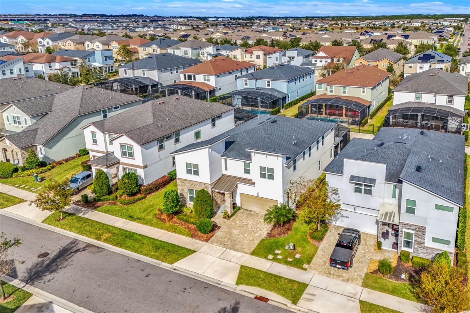 SOLARA RESIDENCE - Residential