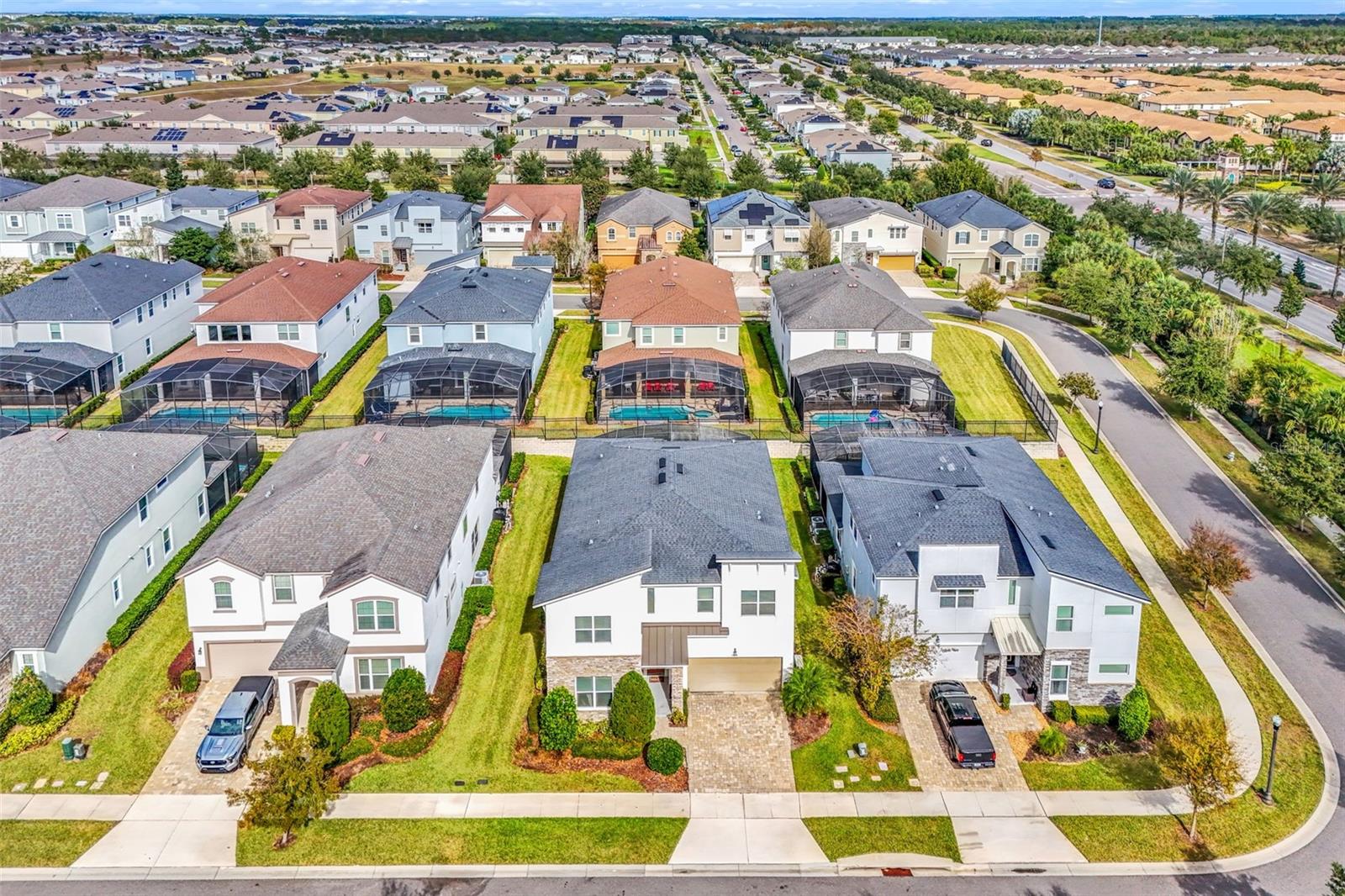 SOLARA RESIDENCE - Residential