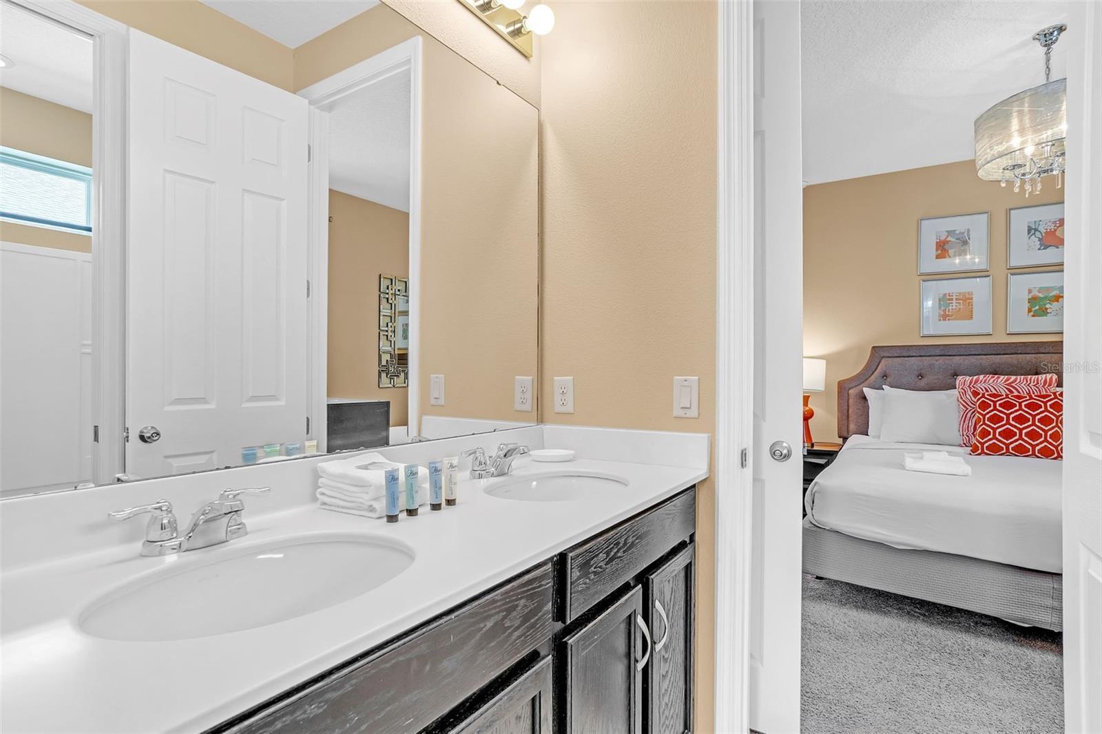 SOLARA RESIDENCE - Residential