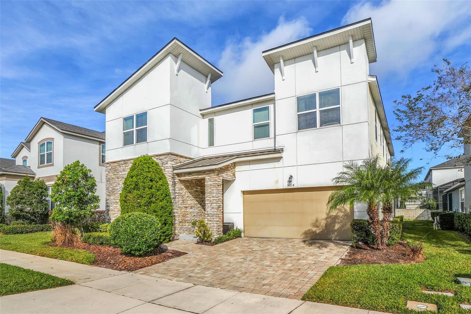 SOLARA RESIDENCE - Residential