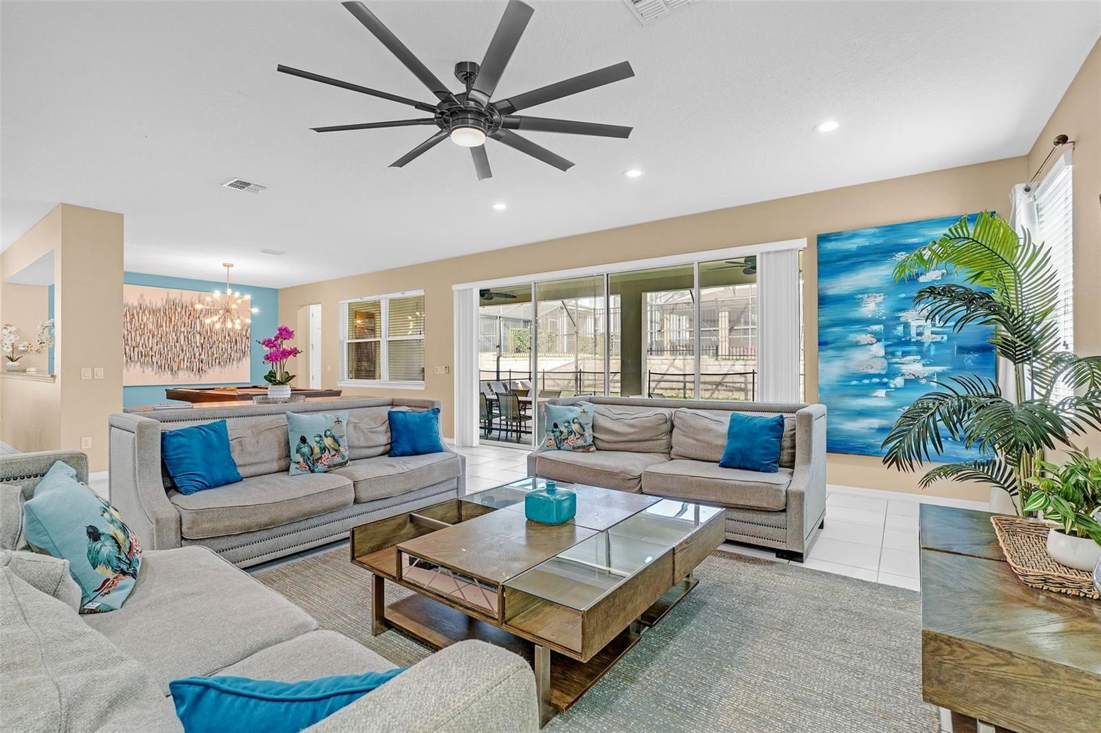 SOLARA RESIDENCE - Residential