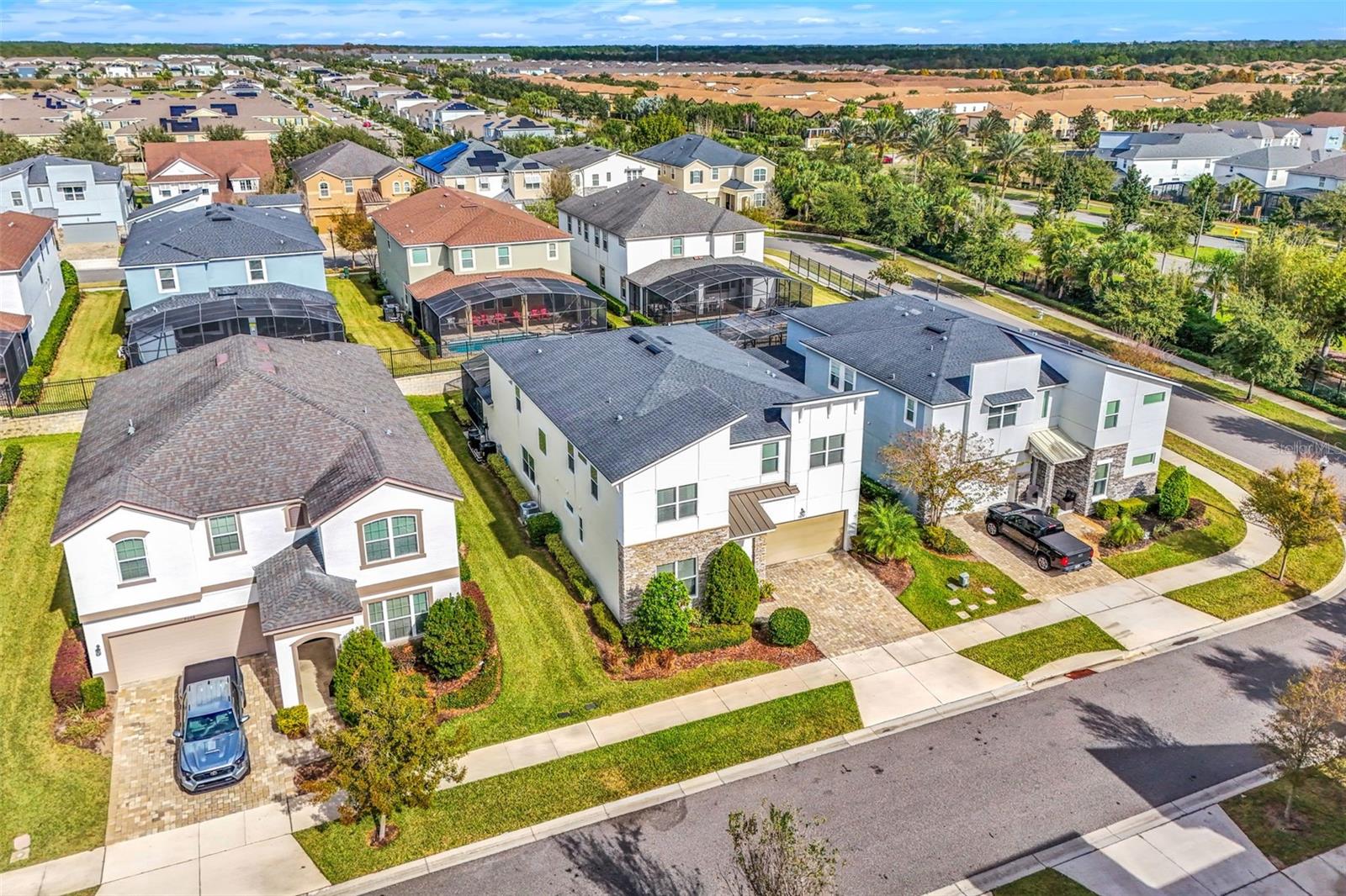 SOLARA RESIDENCE - Residential