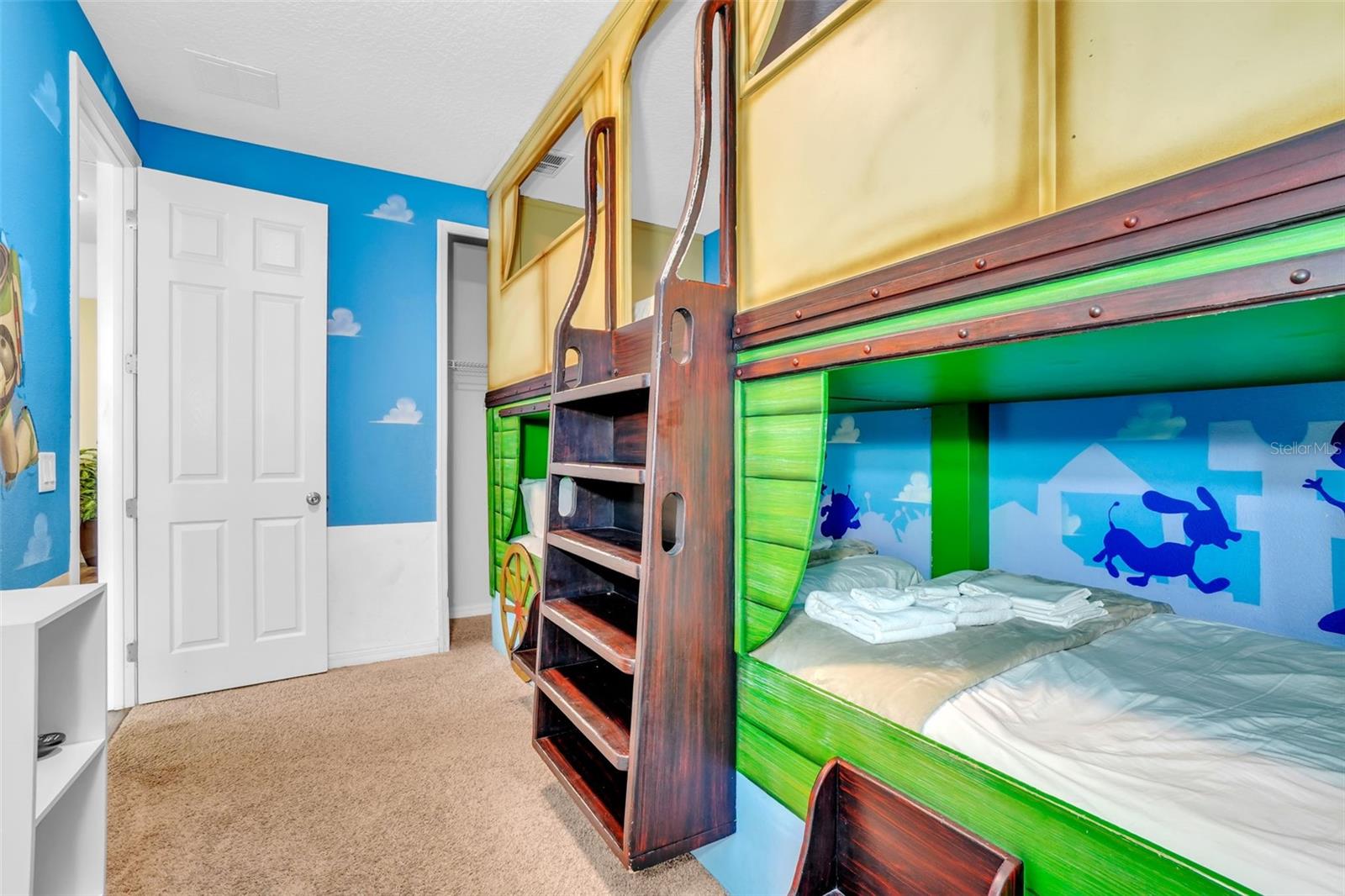 SOLARA RESIDENCE - Residential