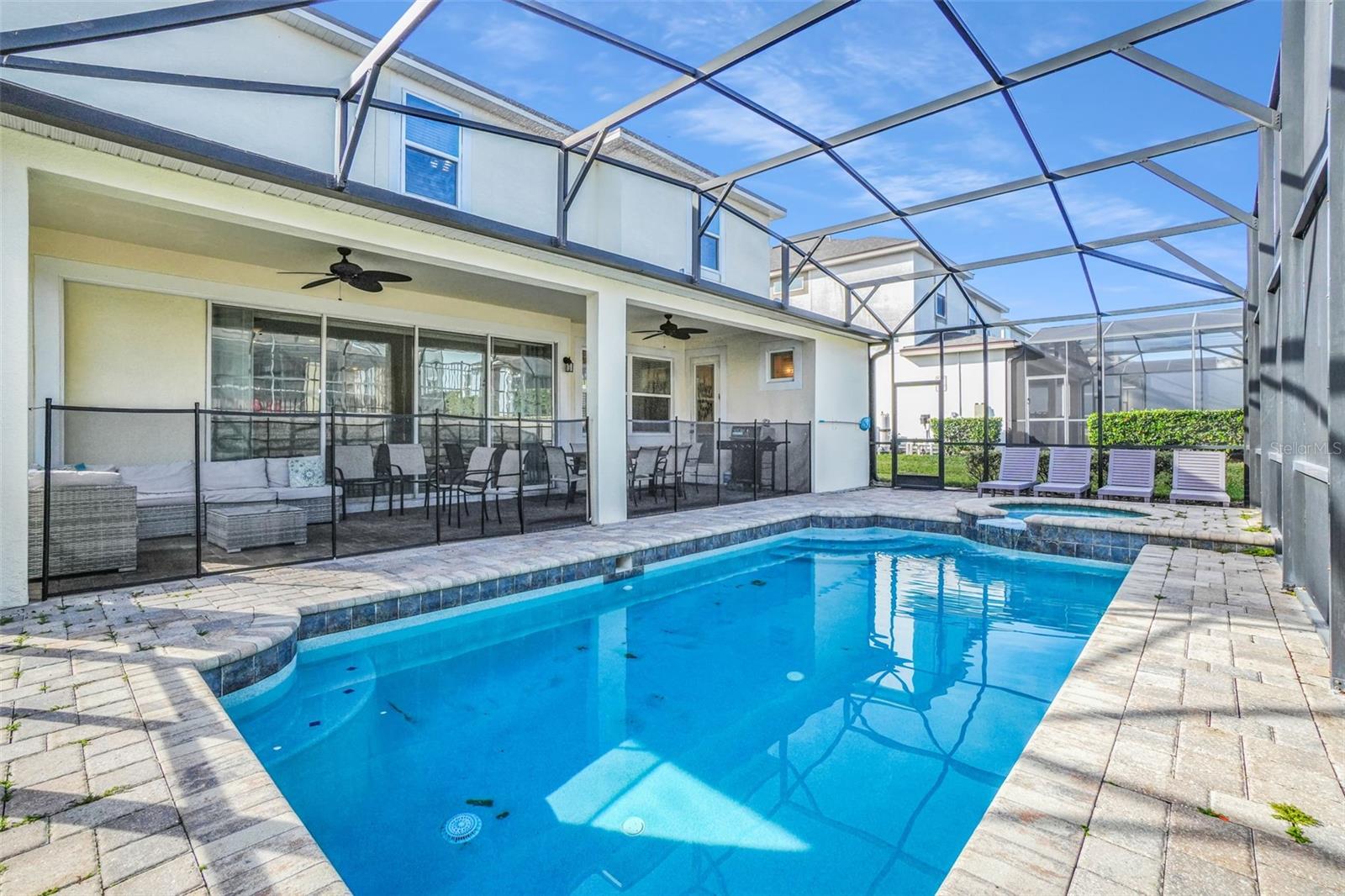 SOLARA RESIDENCE - Residential