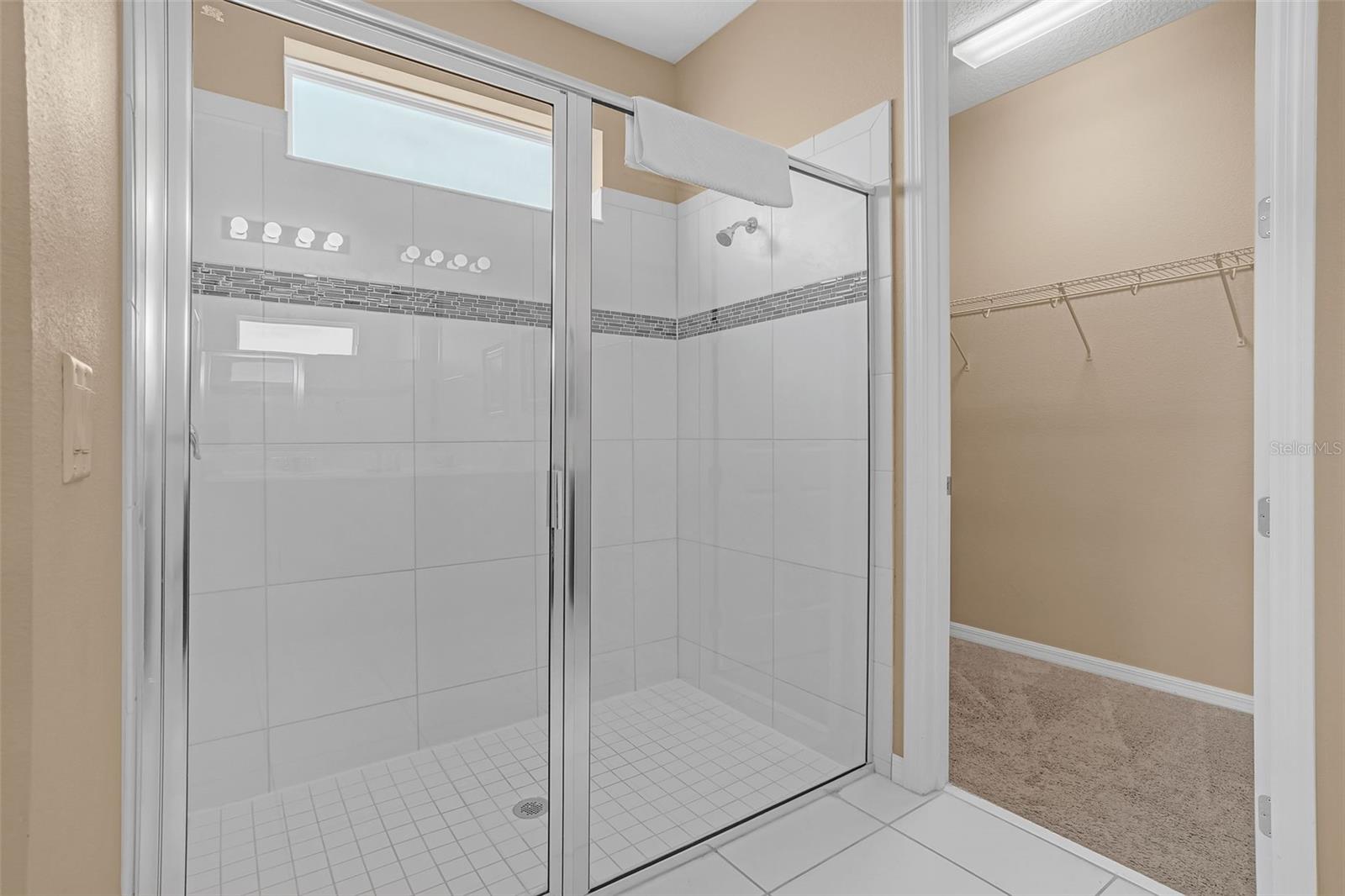 SOLARA RESIDENCE - Residential