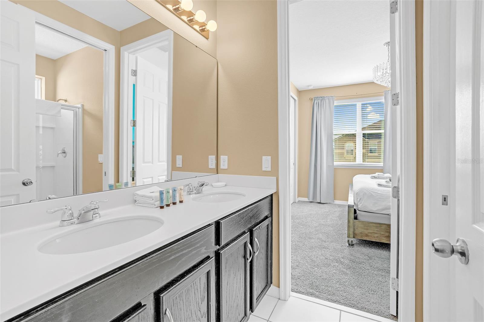 SOLARA RESIDENCE - Residential