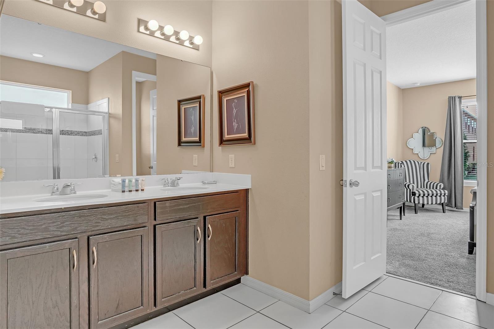 SOLARA RESIDENCE - Residential