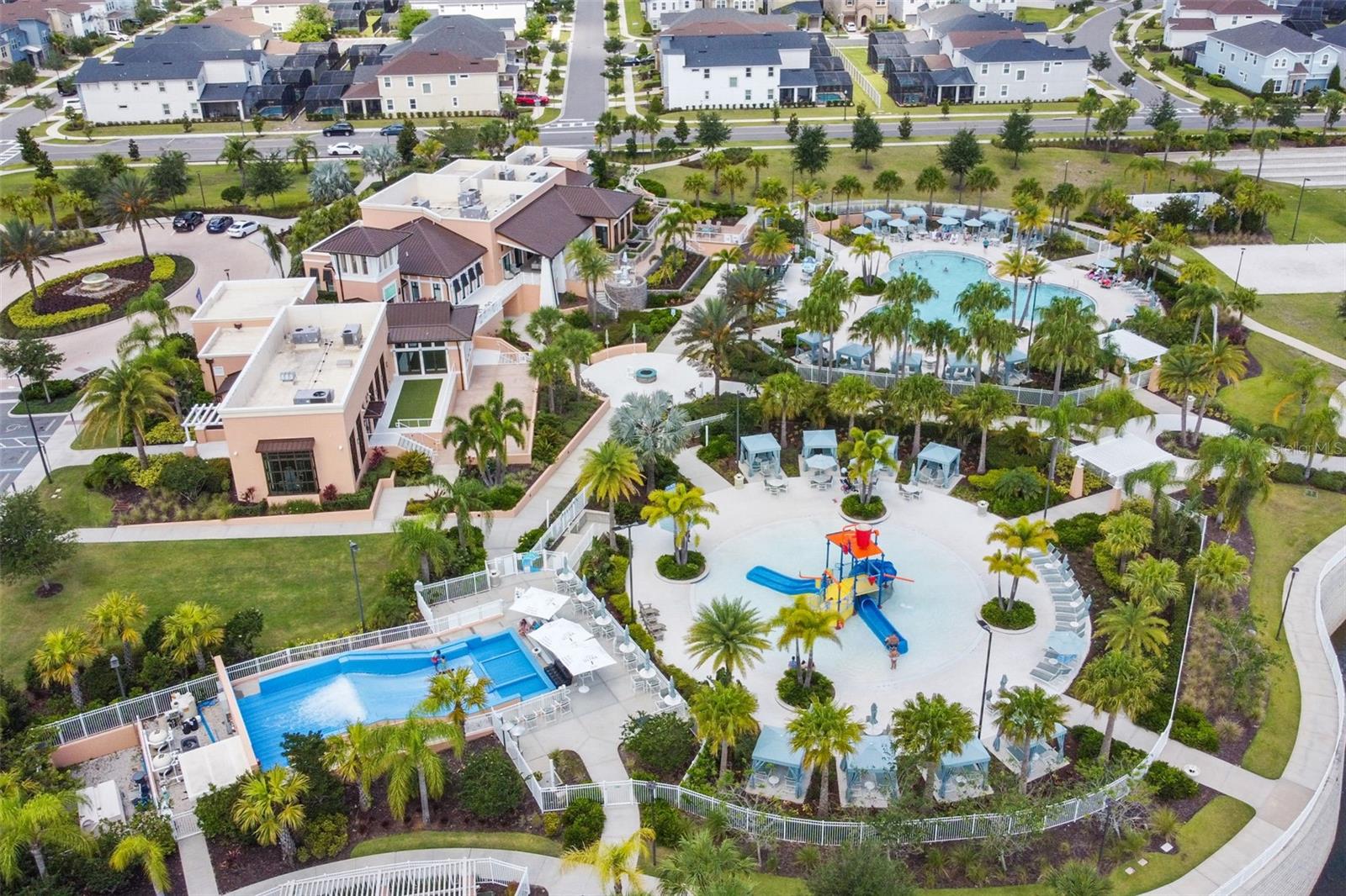 SOLARA RESIDENCE - Residential