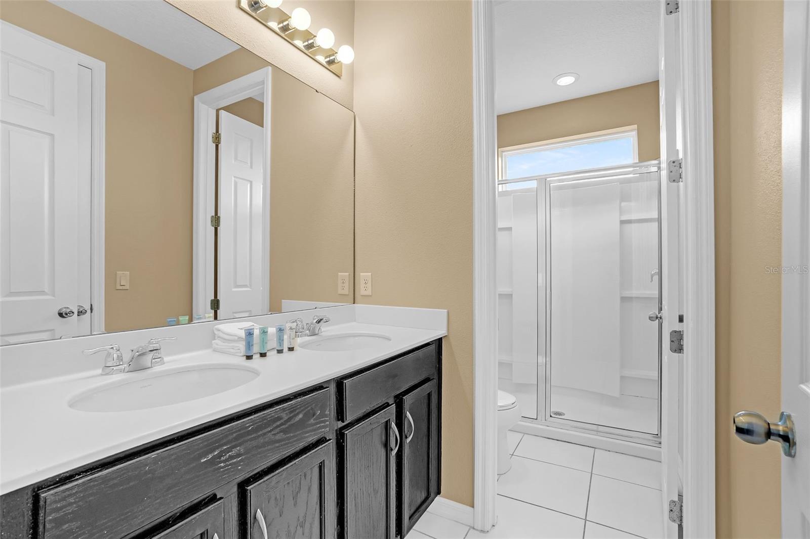 SOLARA RESIDENCE - Residential