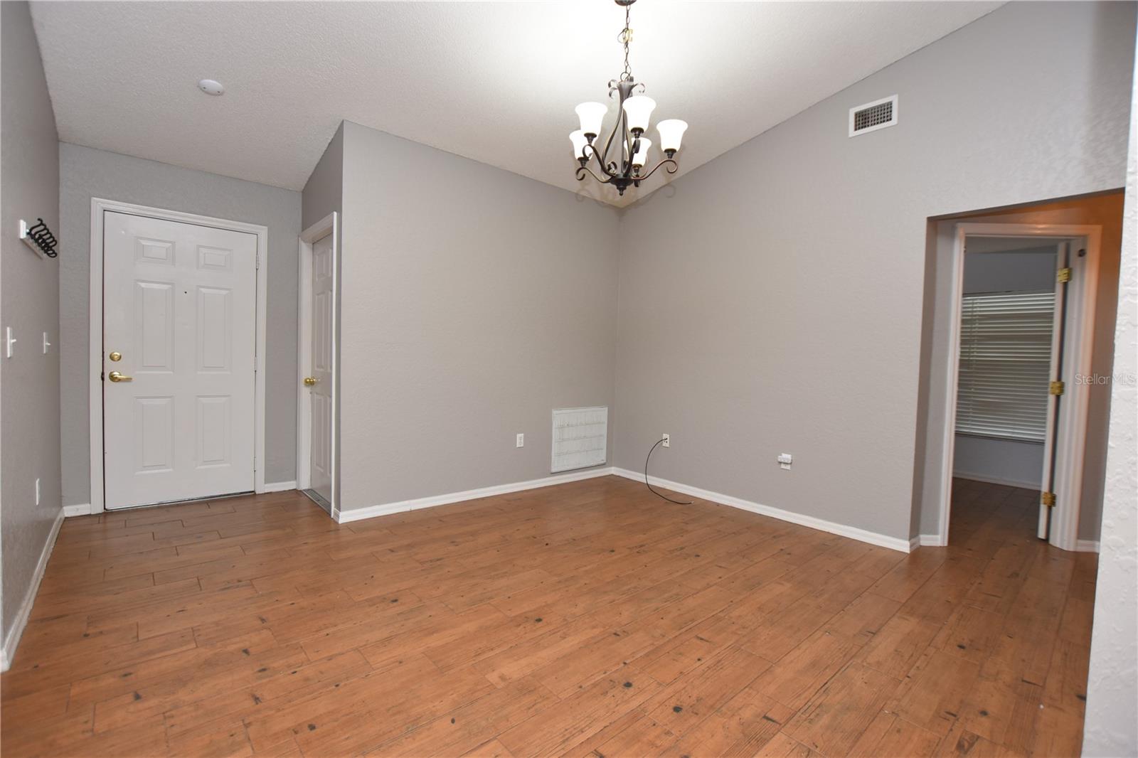 REFLECTIONS WEST PH 02 - Residential Lease