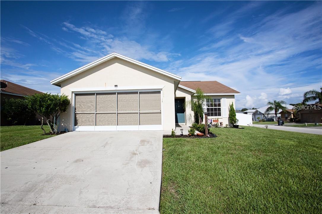 REFLECTIONS WEST PH 02 - Residential Lease