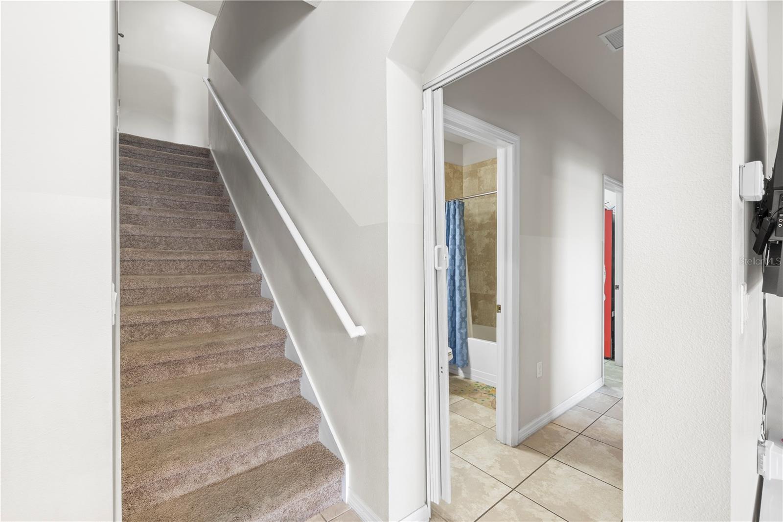 WALDEN POINTE - Residential