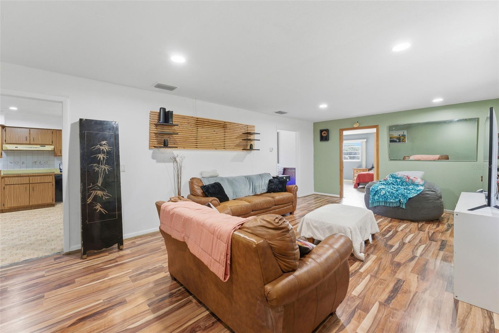 BELLEVIEW SEC 30 - Residential