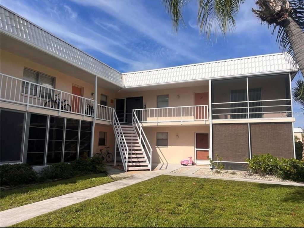 Photo of 460 Base Avenue #129, Venice, FL 34285 (MLS # N6141404)