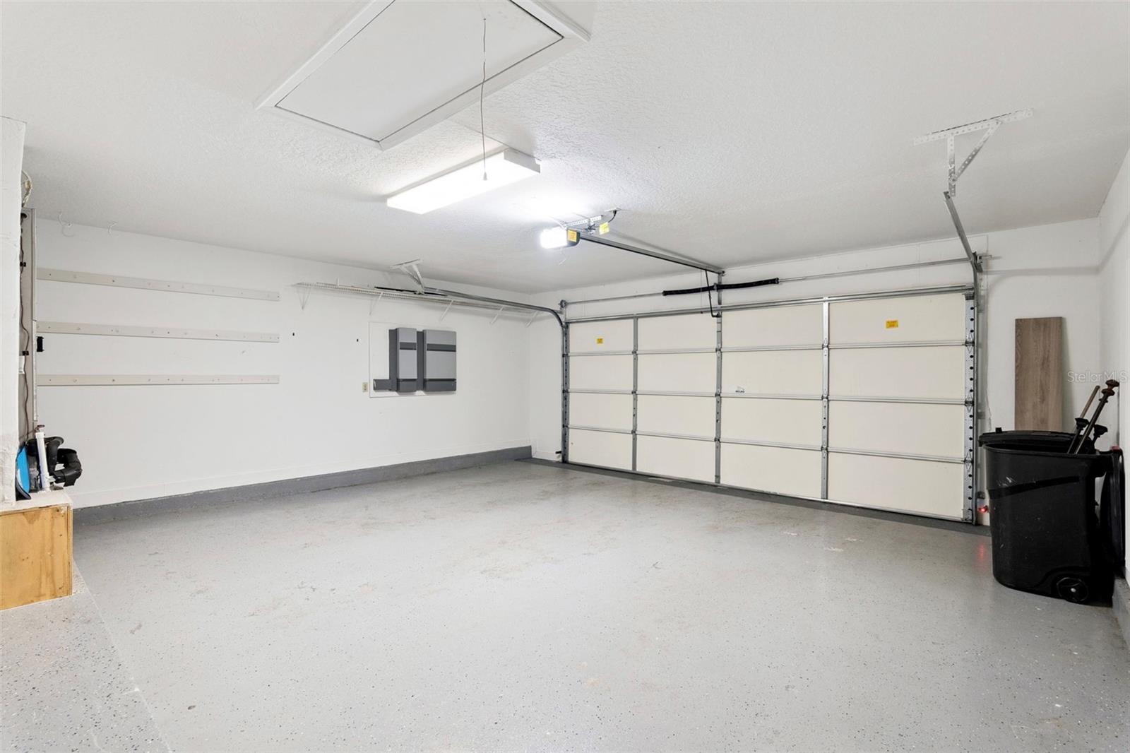 HEATHROW/ STRATFORD GARDENS - Residential