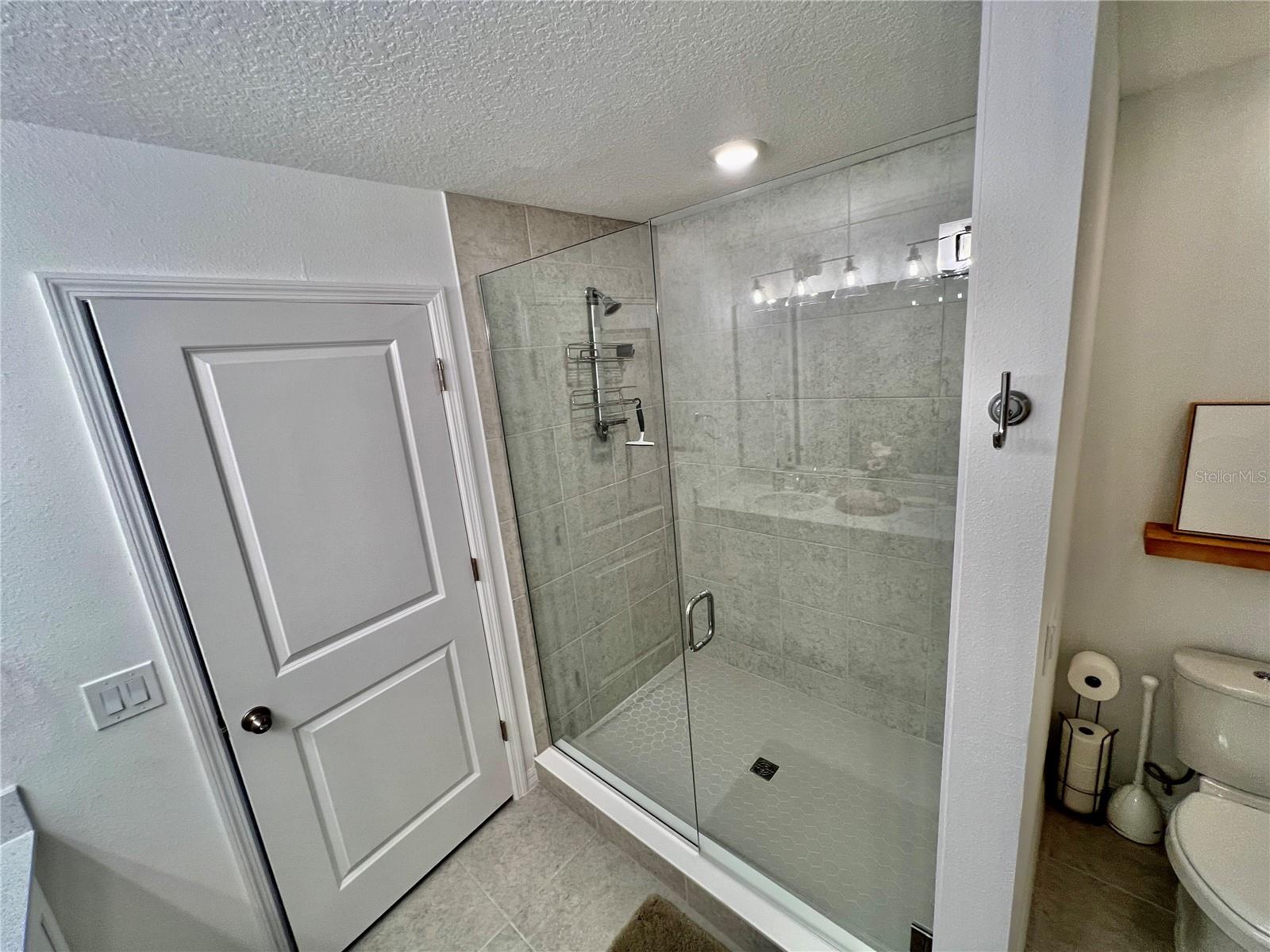 FESTIVAL PH 5 - Residential