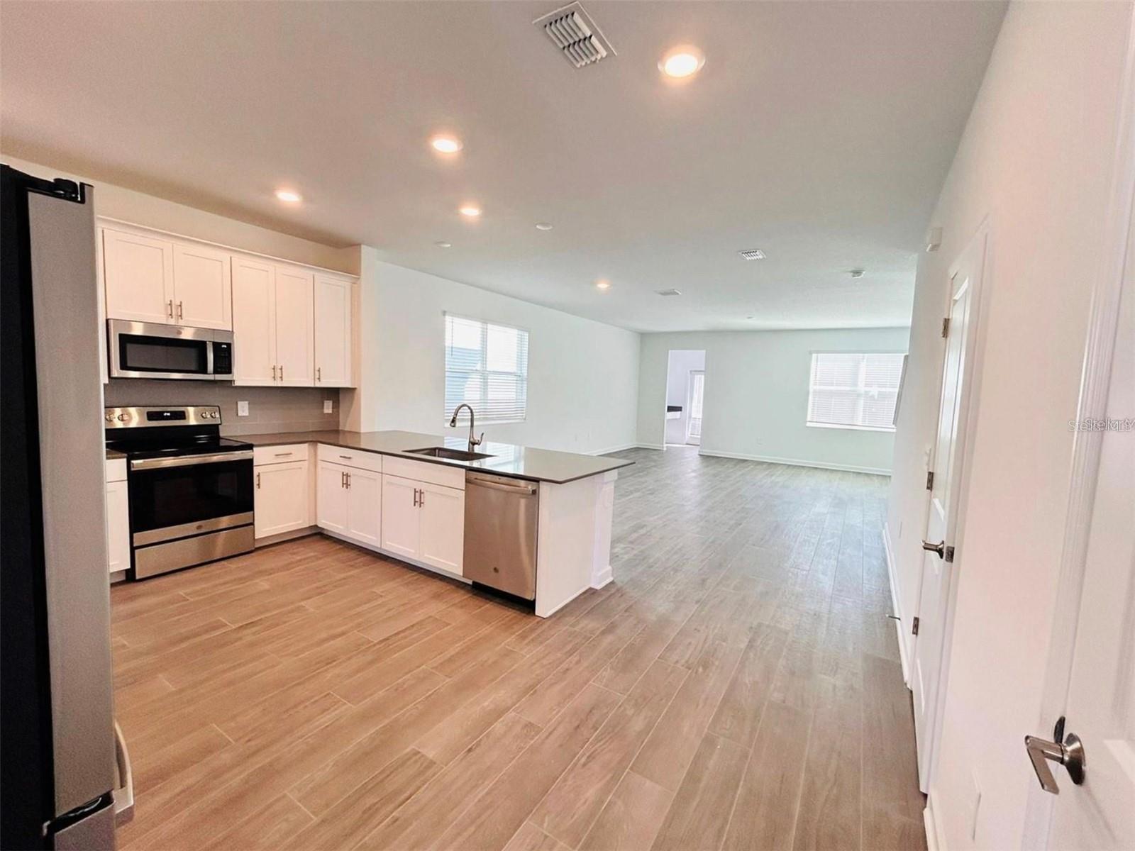 STOREY PARK - Residential Lease