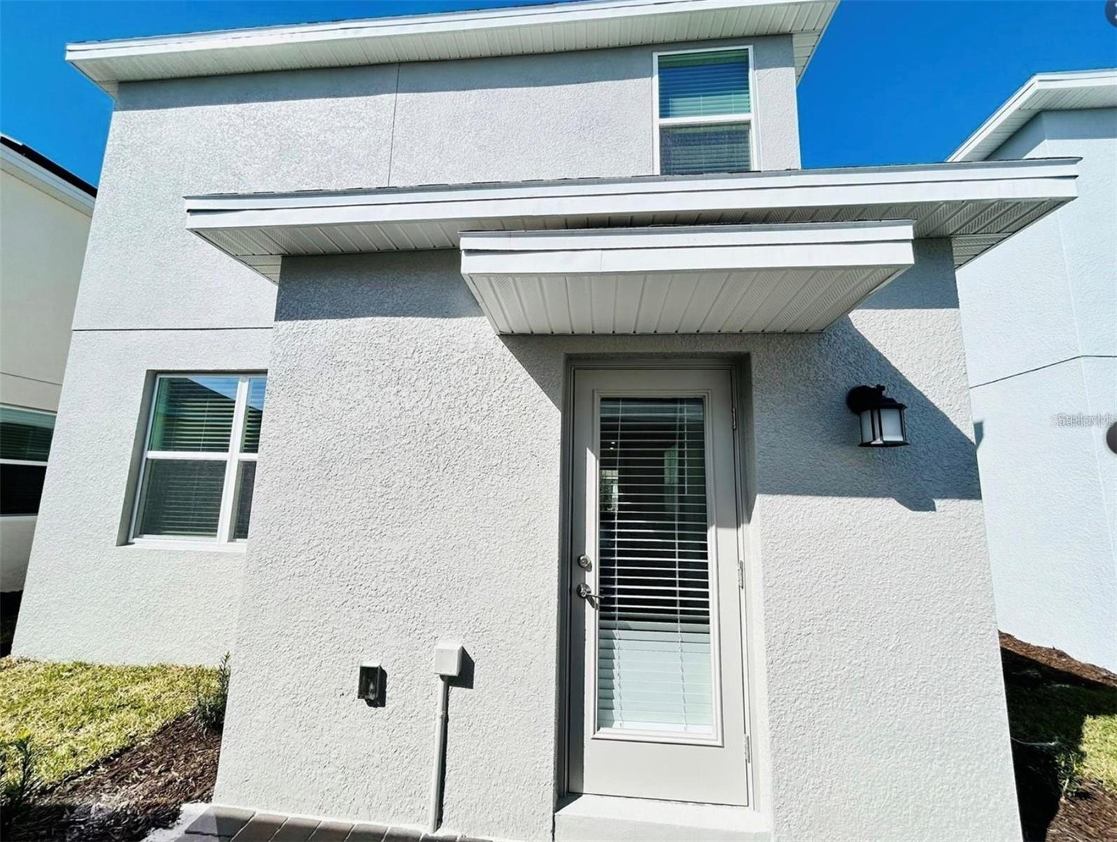 STOREY PARK - Residential Lease
