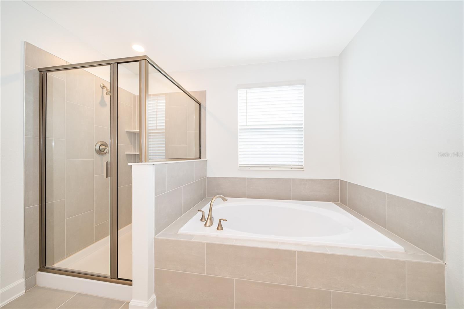 STOREY PARK - Residential Lease