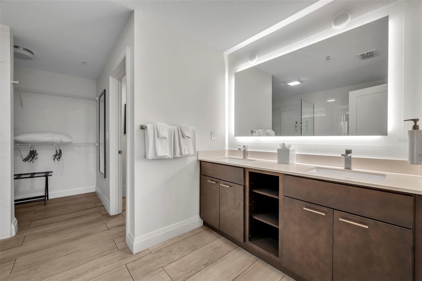 GROVE RESORT AND SPA HOTEL CONDOMINIUM - Residential