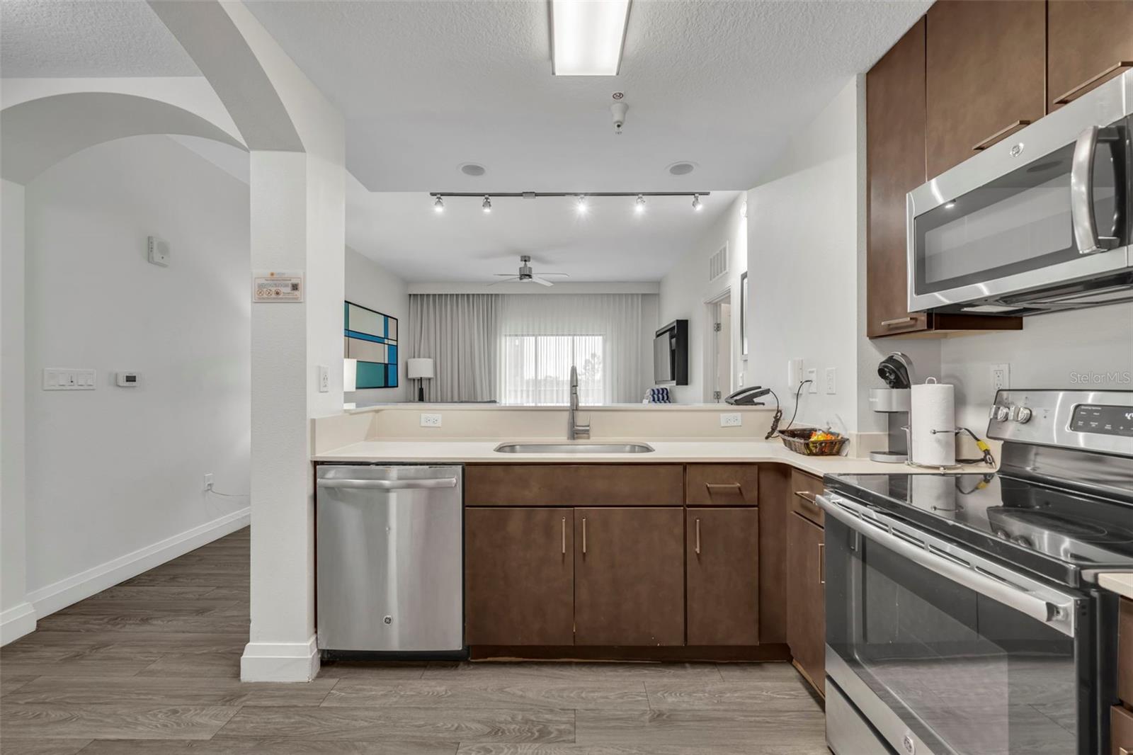 GROVE RESORT AND SPA HOTEL CONDOMINIUM - Residential