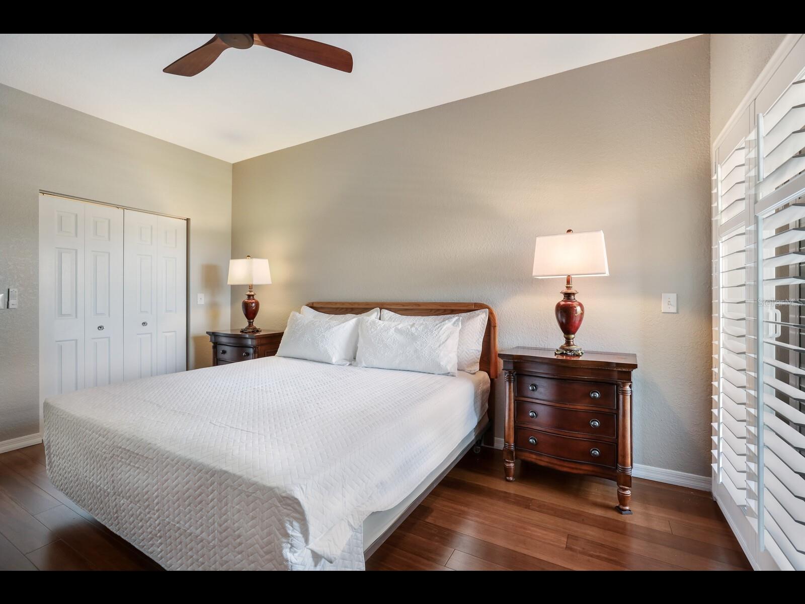 BROADWAY PROMENADE - Residential