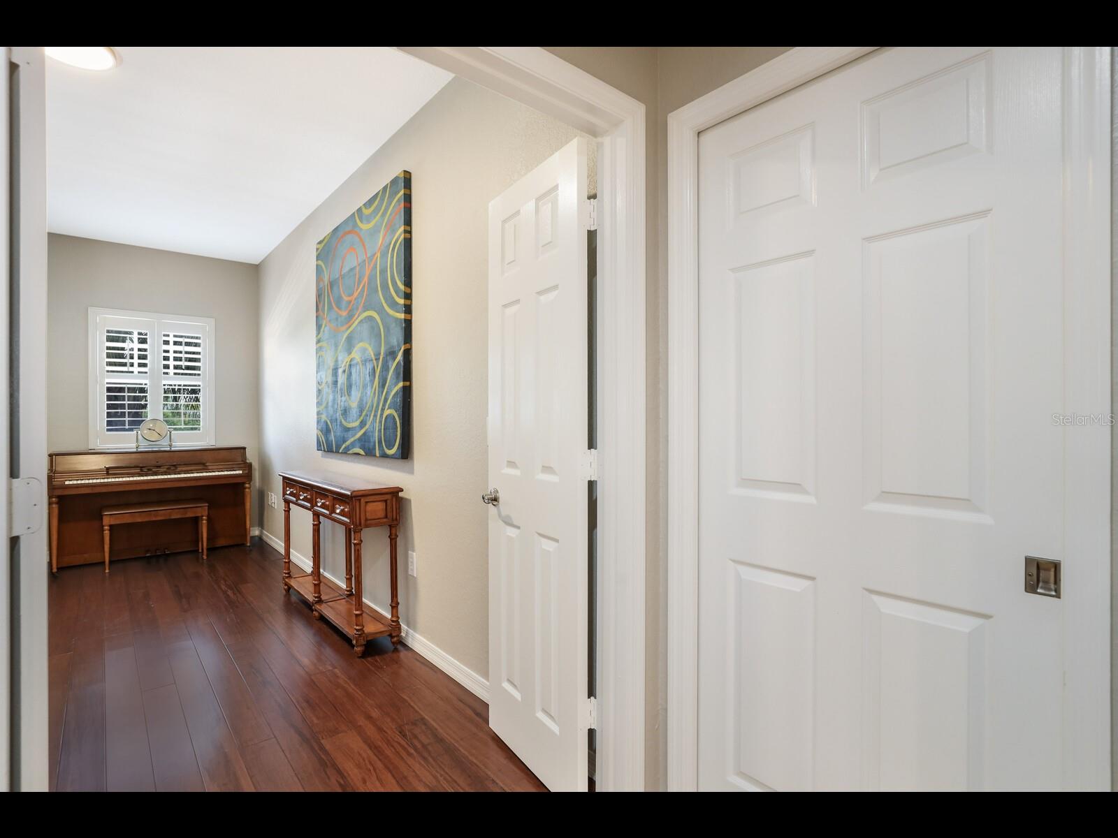 BROADWAY PROMENADE - Residential