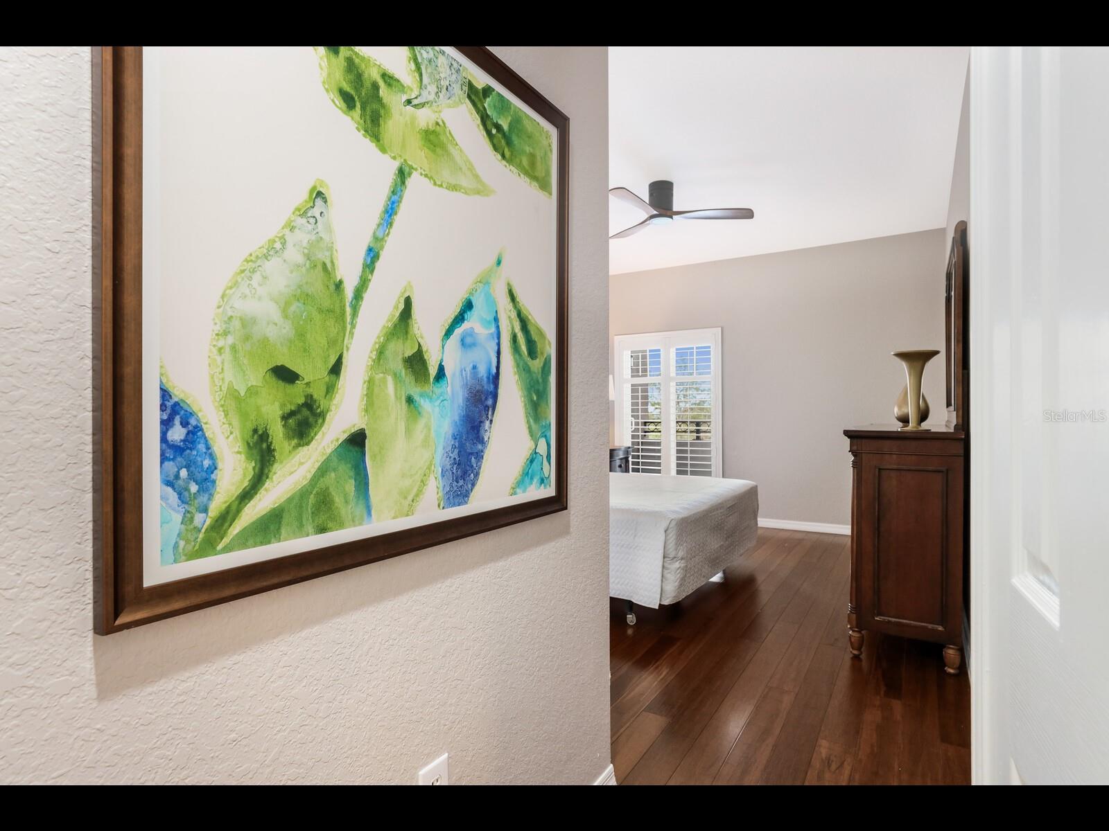 BROADWAY PROMENADE - Residential