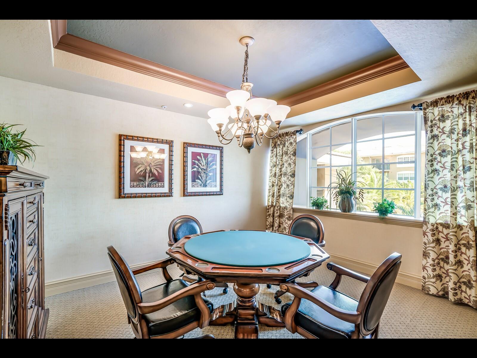 BROADWAY PROMENADE - Residential