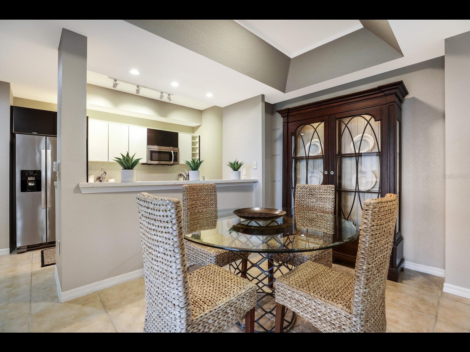 1064 N TAMIAMI TRAIL 1219