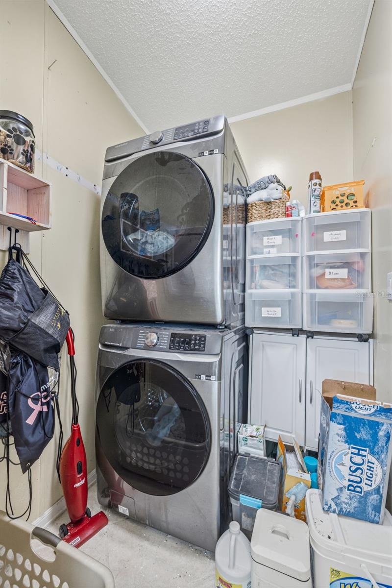 TIMBER LAKE ESTATES - Residential