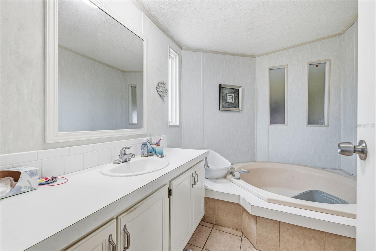 TIMBER LAKE ESTATES - Residential